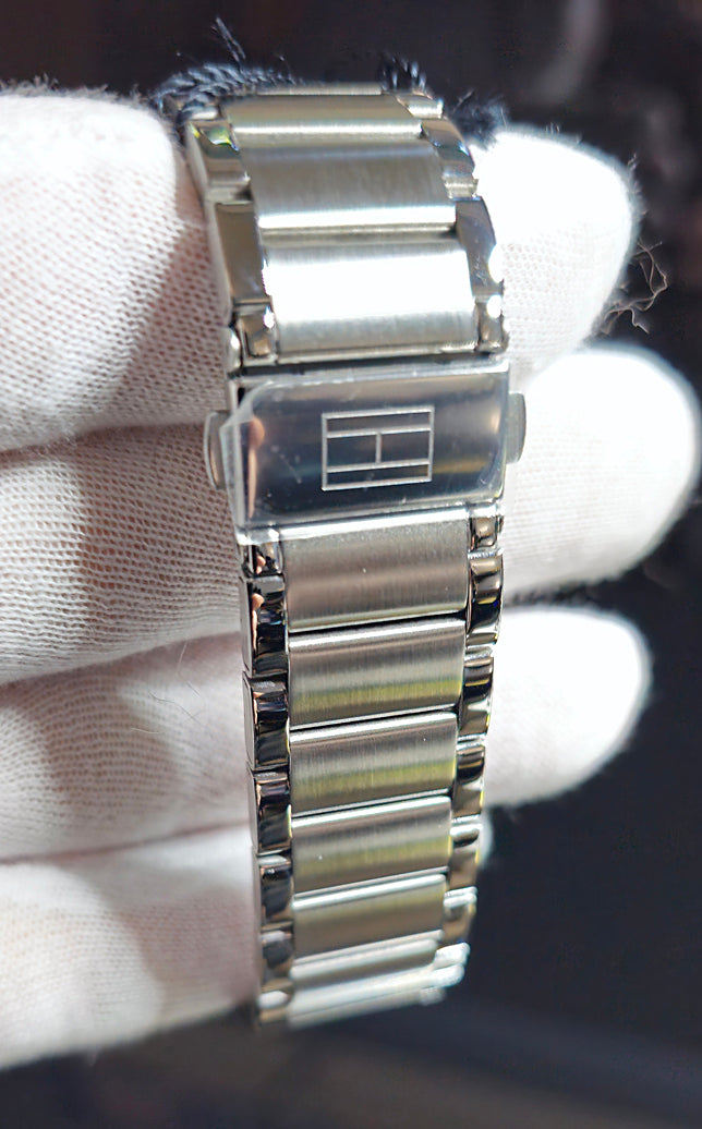 TOMMY HILFIGER Mens Quartz Watch 48mm White Dial Date Silver Indices & Bracelet 1791073