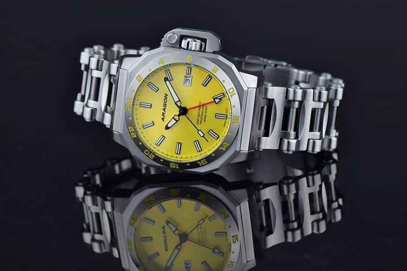 Aragon MillIpede Max GMT Automatic Watch Yellow SunRay Dial 42mm 300 Meter A544YEL