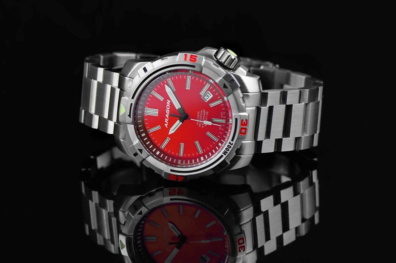 ARAGON Tritium Illuminating SeaStriker Automatic Watch 45mm Red Dial Stainless Case